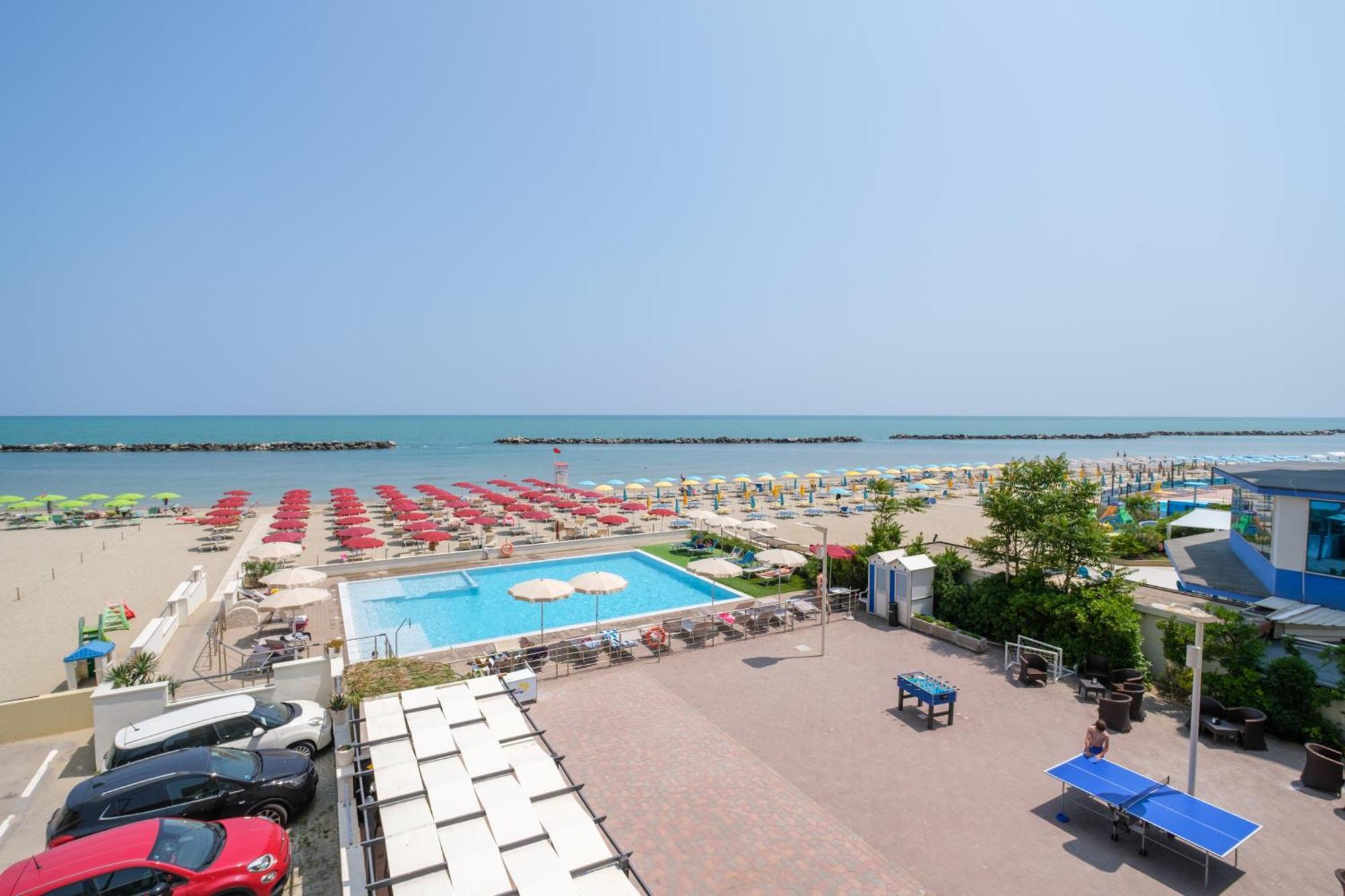 Hotel Classic Lido Di Savio Esterno foto